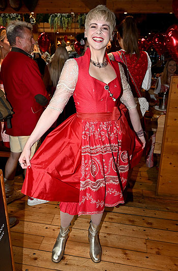 Sängerin Jennifer Siemann bei der Ladies Red Wiesn in der Wildstuben am 26.09.2024 ©Foto: ABR-Pictures / Wolfgang Breiteneicher 